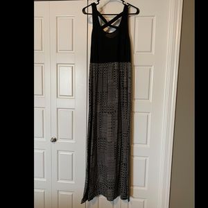 Black and Tan Criss-cross back Maxi Dress